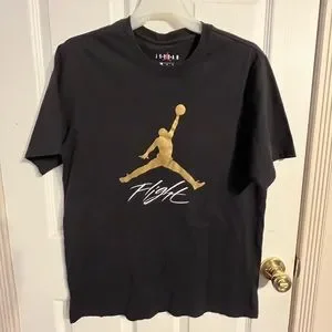 BLACK AND GOLD JORDAN SHIRT 🤎